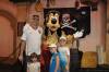 Vitor_and_the_kids_2012_with_Goofy.jpg