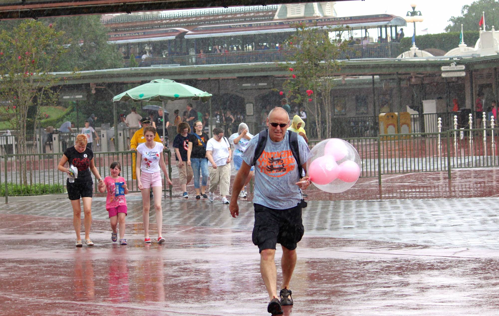 Don't let rain dampen your fun on your Disney vacation | PassPorter.com