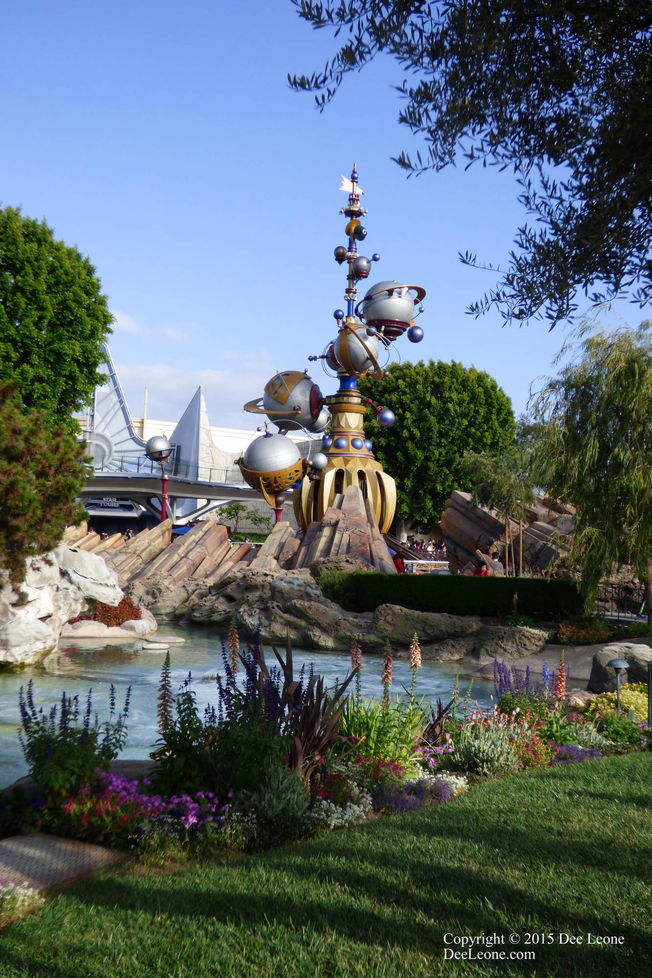 Explore the rides that make your head spin at Disneyland | PassPorter.com