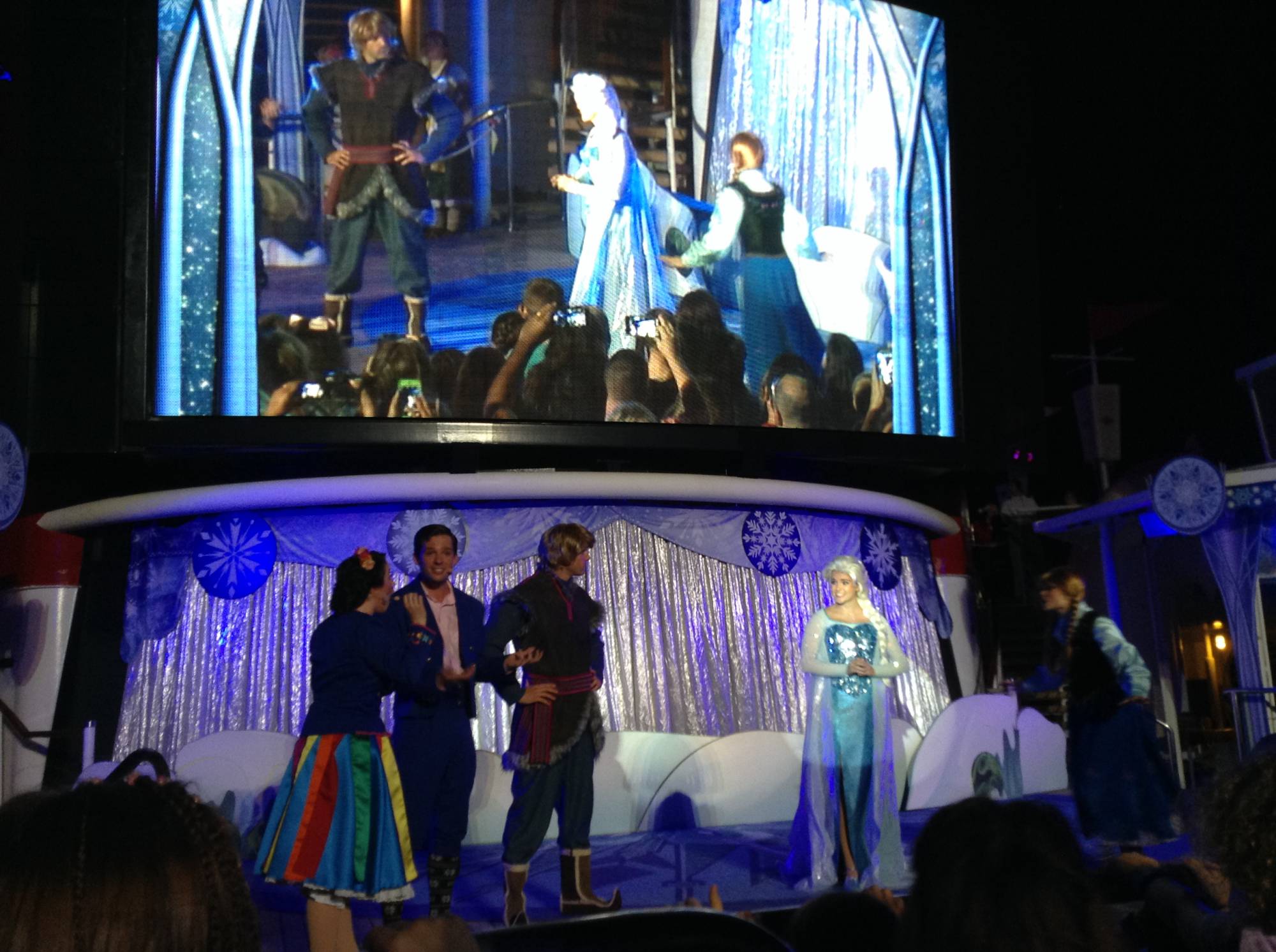 Enjoy the 'Freeze the night away' event on the Disney Wonder | PassPorter.com