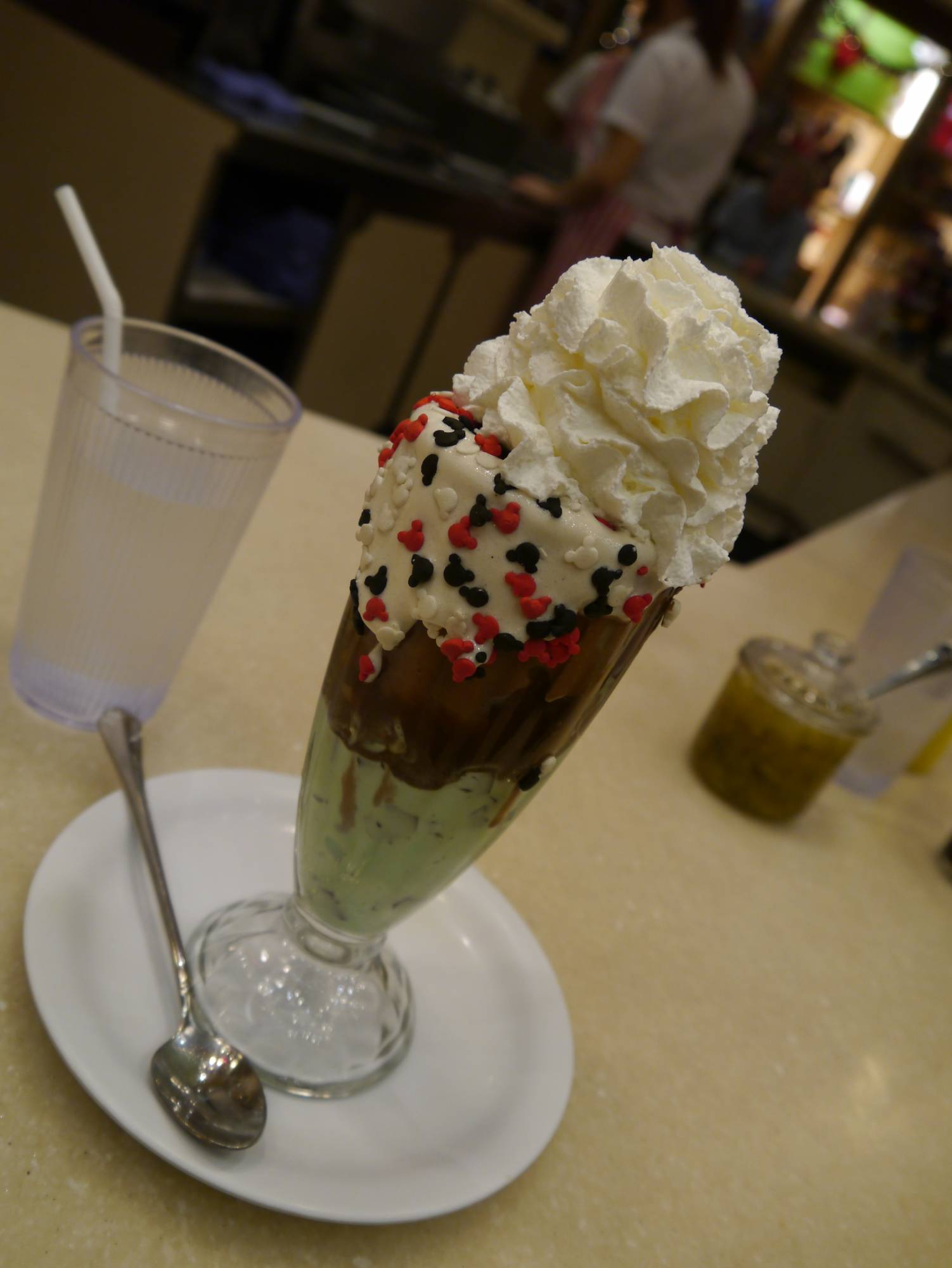 Enjoy a sweet treat at the Disney Soda Shop and Studio Store in Hollywood |PassPorter.com