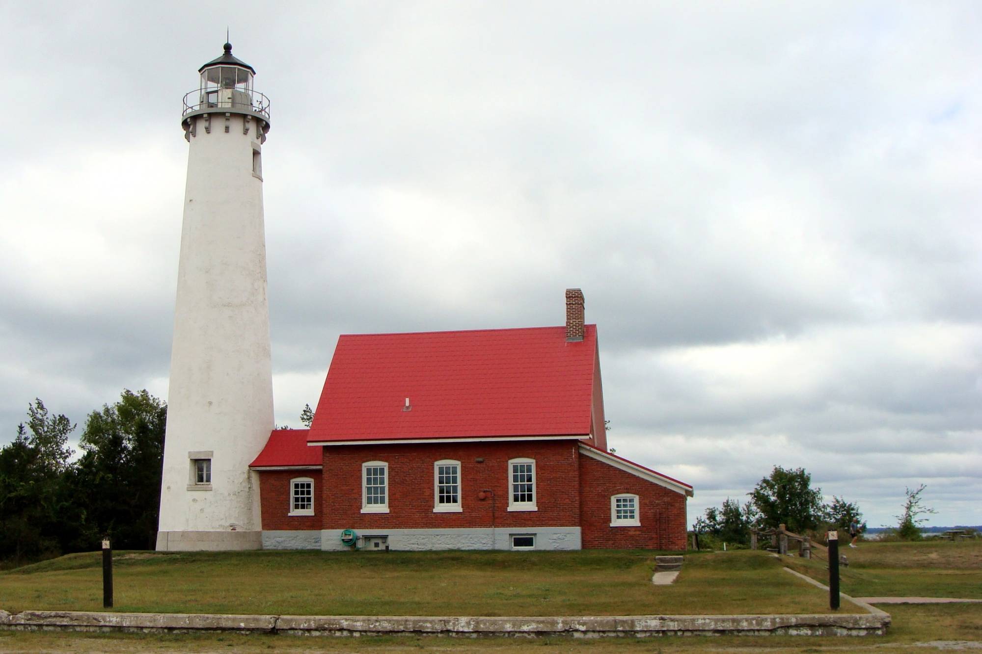 Discover the charm of Michigan's Lighthouses | PassPorter.com