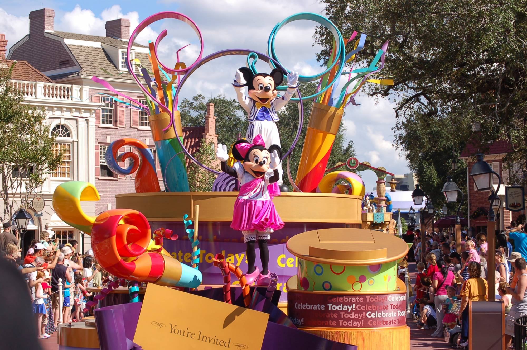 Keep the Disney magic alive between trips | PassPorter.com