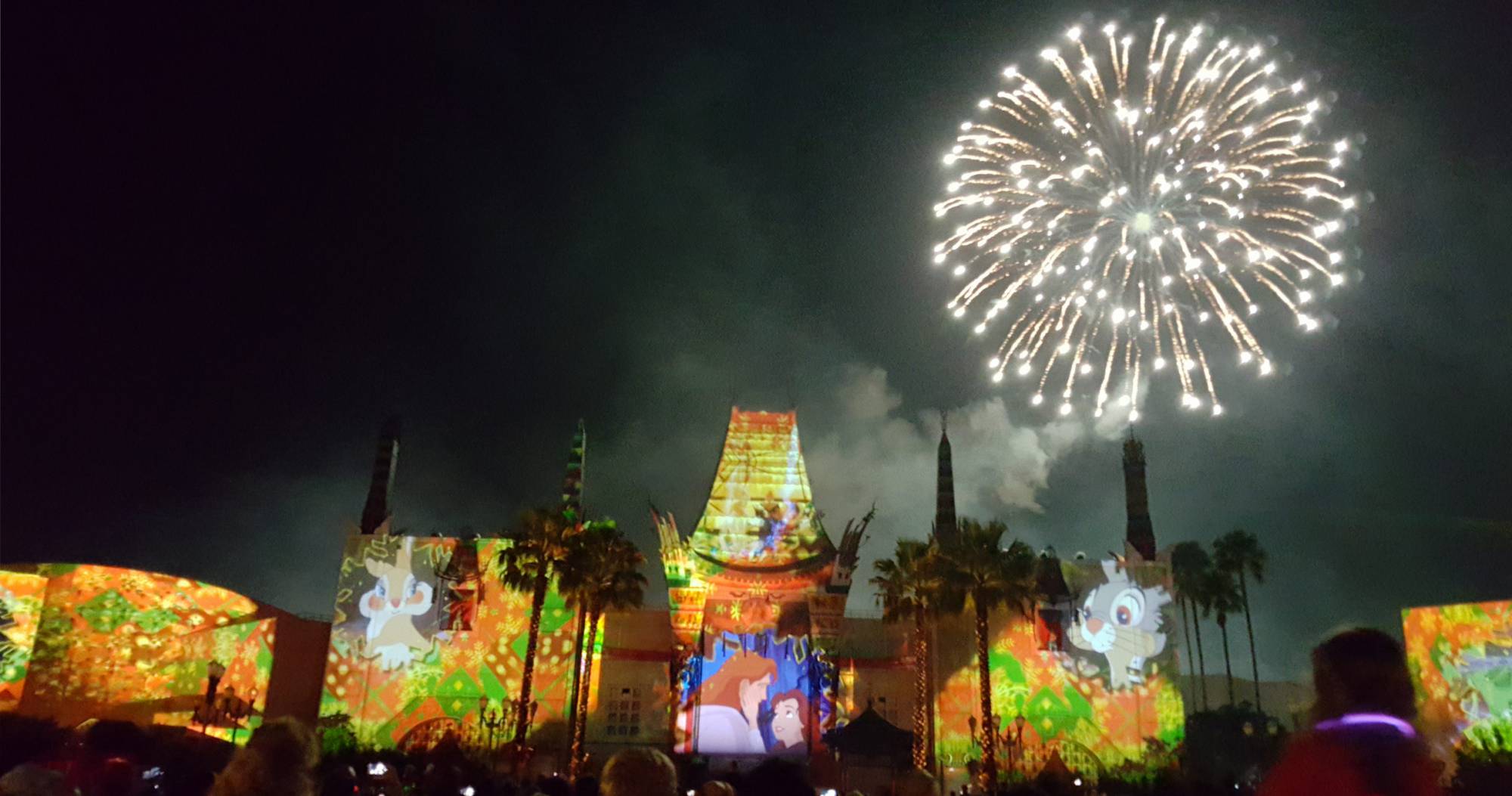 Highlights of the holidays at Walt Disney World | PassPorter.com